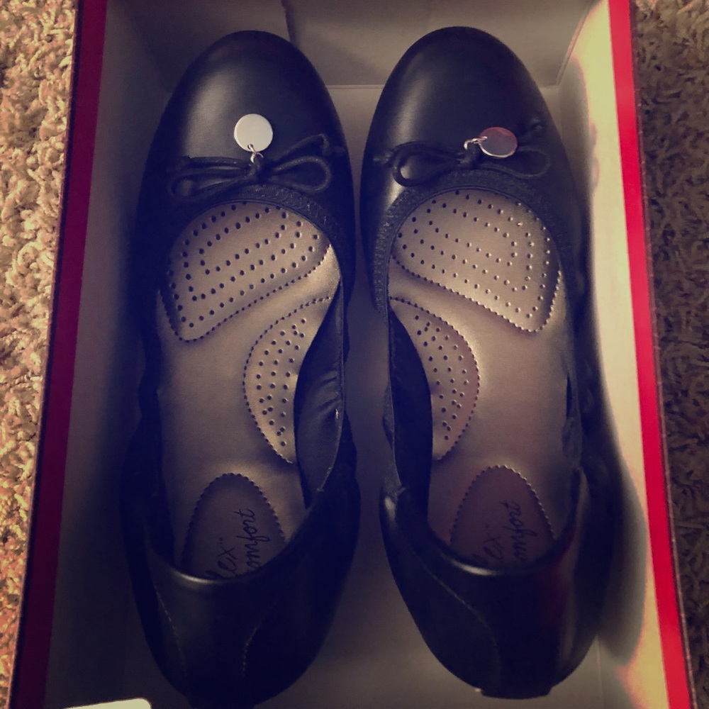 Black flats